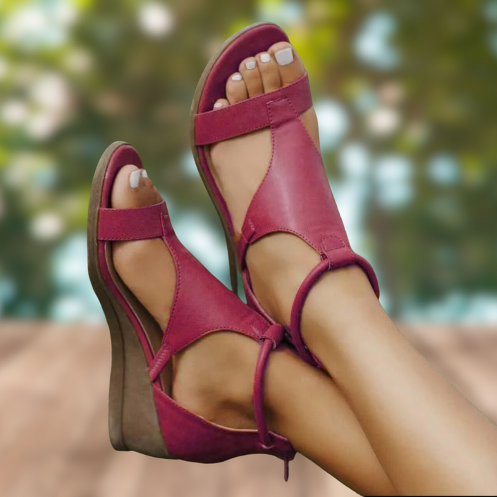 Fabiana - beautiful and super comfortable vintage sandals made of orthopedic leather with heel